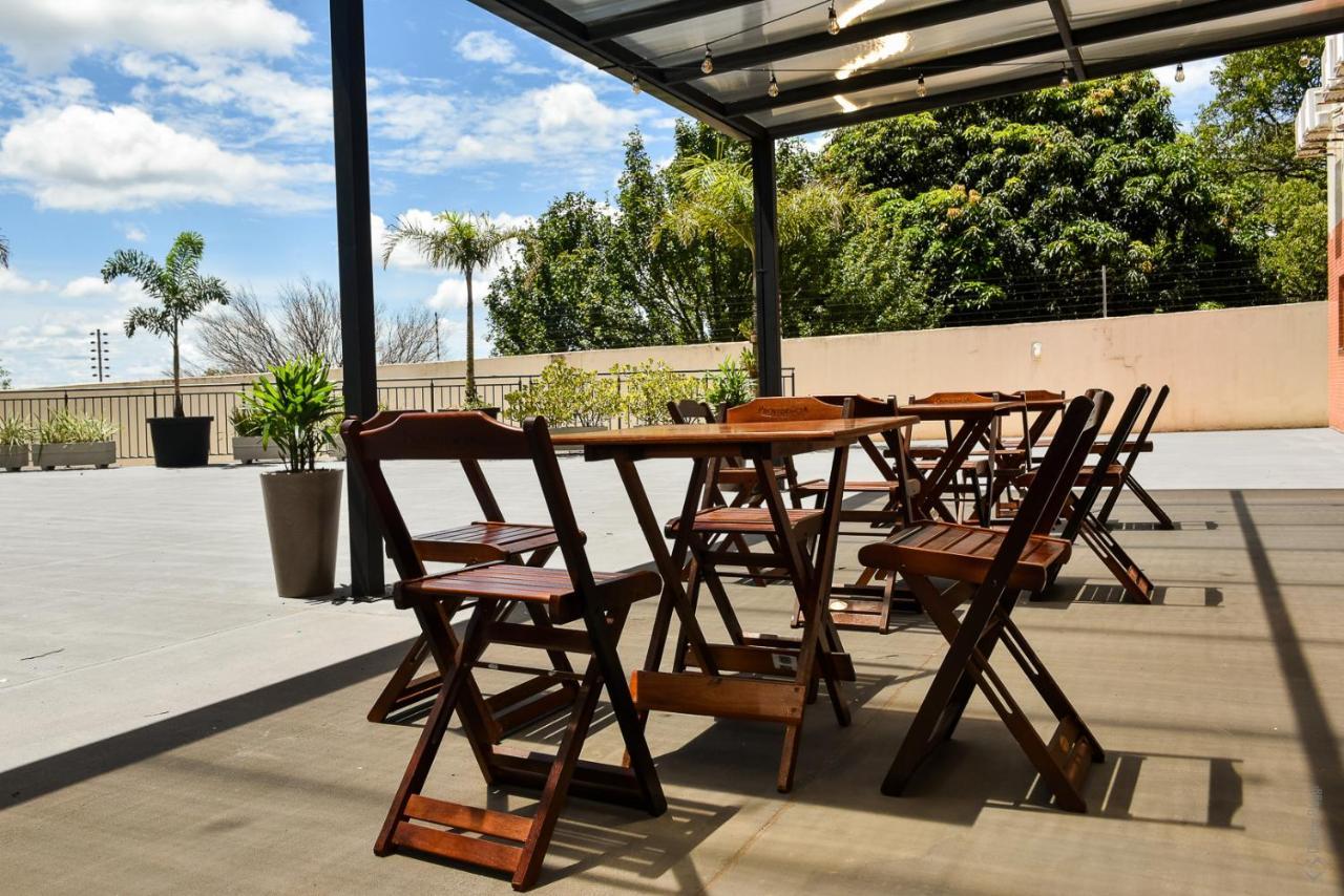 Hotel Plaza Garden Cascavel  Bagian luar foto