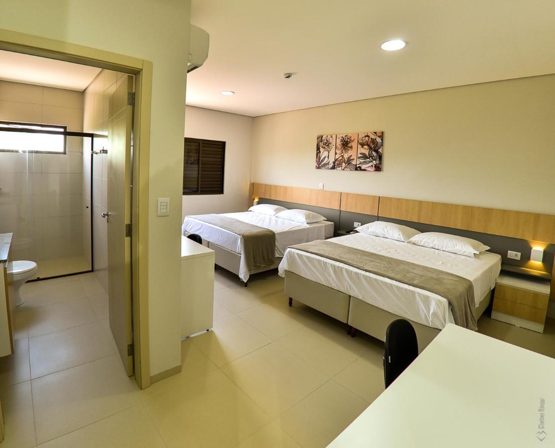 Hotel Plaza Garden Cascavel  Bagian luar foto