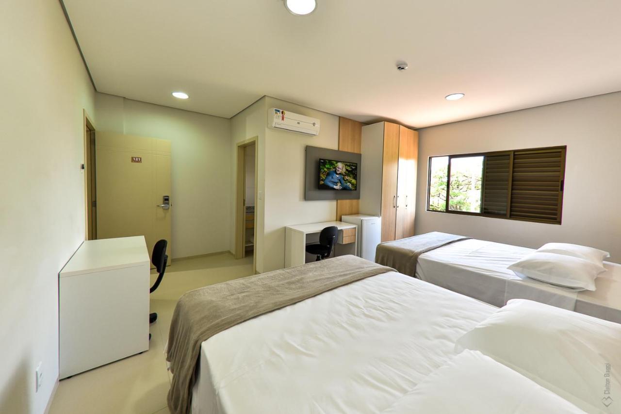 Hotel Plaza Garden Cascavel  Bagian luar foto