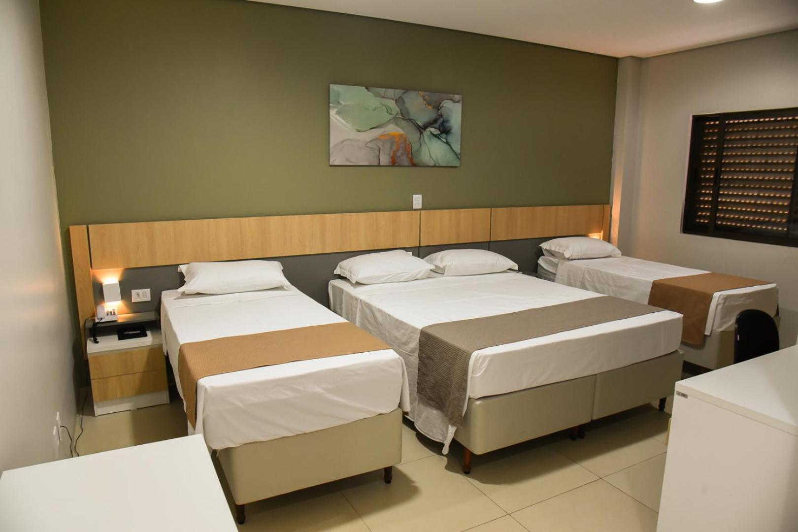 Hotel Plaza Garden Cascavel  Bagian luar foto